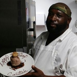 Meet your Posher, Carlton