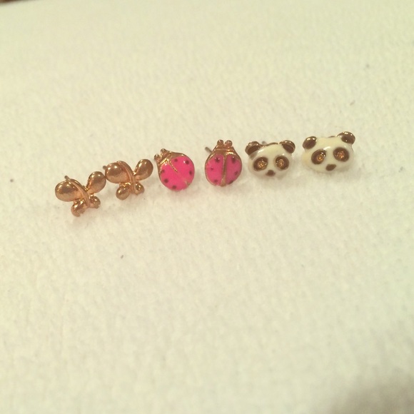 Jewelry - 5️⃣ for 💲20 • Animal Stud Earrings