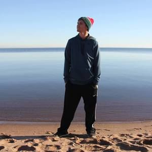 Meet your Posher, Justin