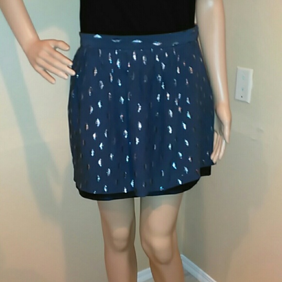 Club Monaco silk and metallic skirt