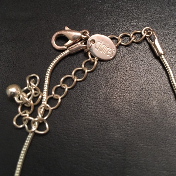 Claire's Necklace - Picture 3 of 3