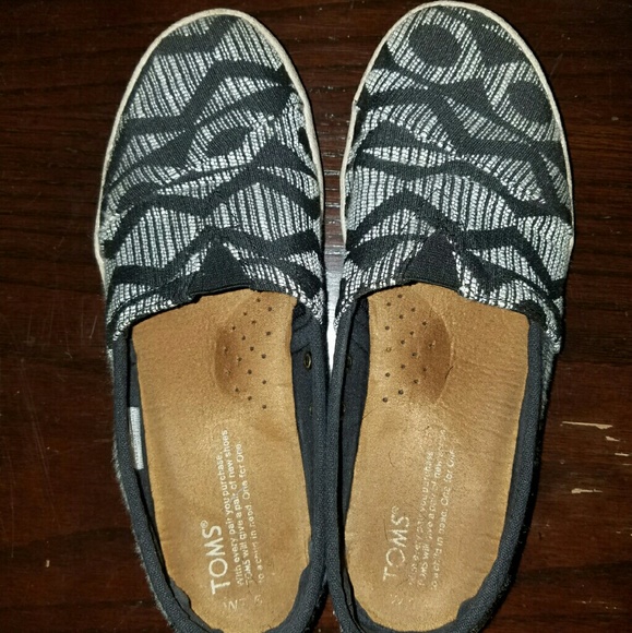 Tribal avalon toms