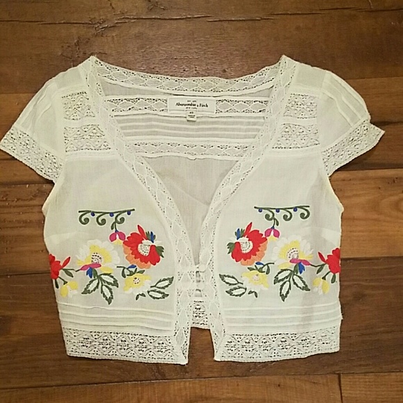 A&F lacey crop vest