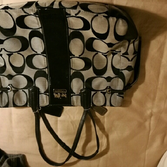 Coach shoulder bag