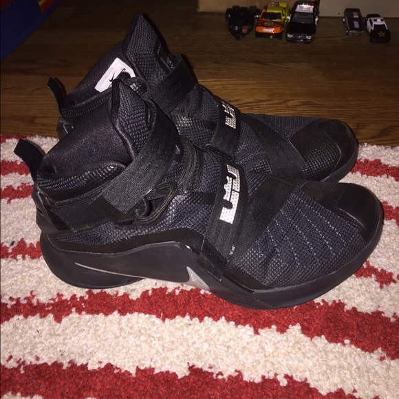 Nike Lebron Soldier IX 9
