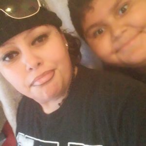 Meet your Posher, Flora