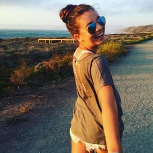 Meet your Posher, Natalie