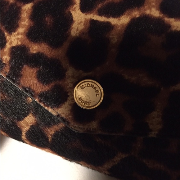 Leopard print Michael Kors Wallet on a Chain - Picture 2 of 4