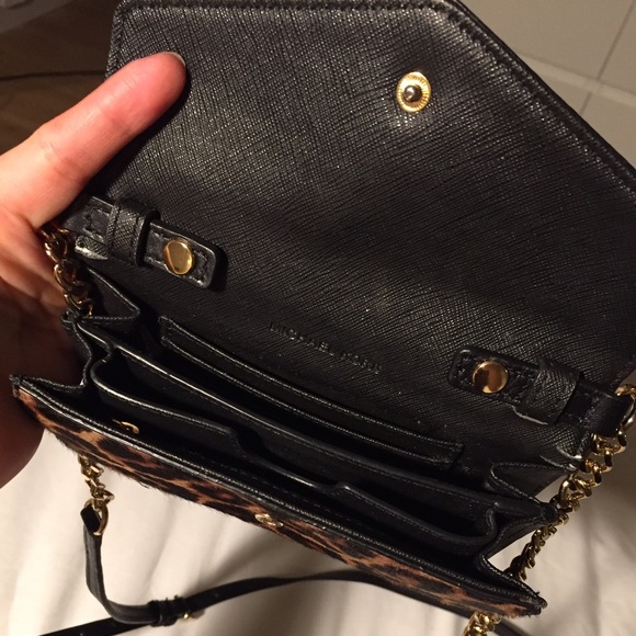 Leopard print Michael Kors Wallet on a Chain - Picture 3 of 4