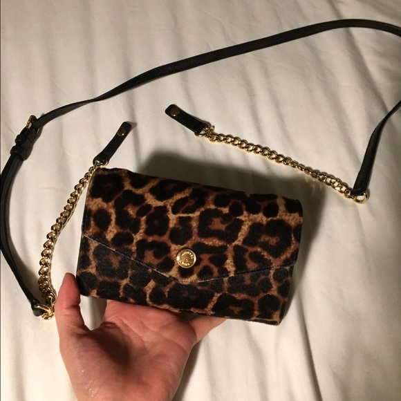 Leopard print Michael Kors Wallet on a Chain - Picture 4 of 4