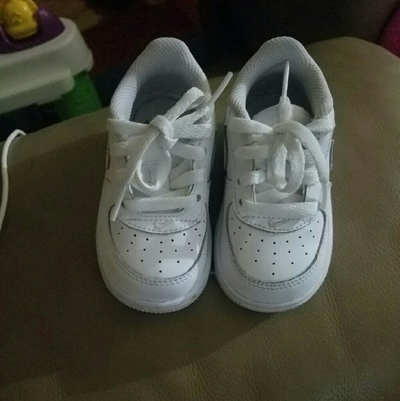 Toddler Nike sneakers