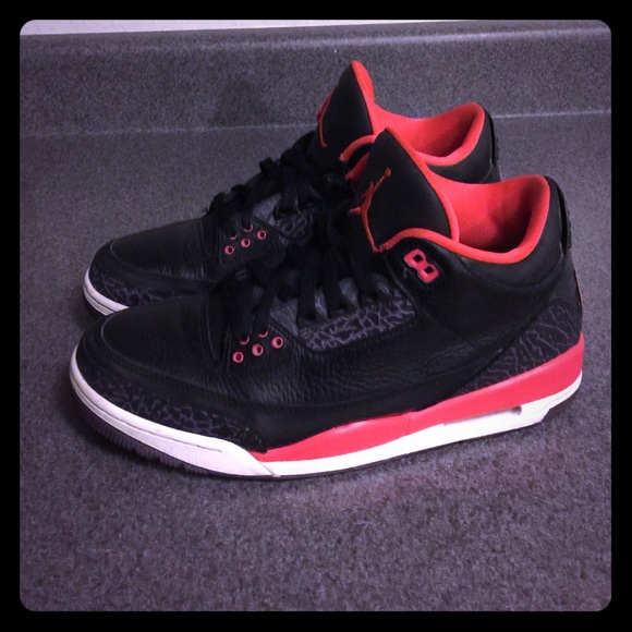 Air Jordan 3 Retro "crimson"