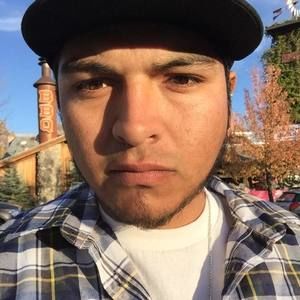 Meet your Posher, Andres