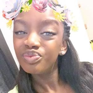 Meet your Posher, Ebony