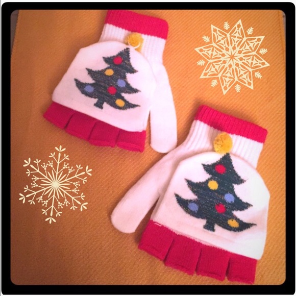 Capelli of New York Other - 😝HP🙃 ⬇️PRICE DROP⬇️ Christmas Tree Glittens