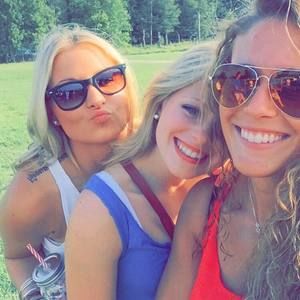 Meet your Posher, Felicia