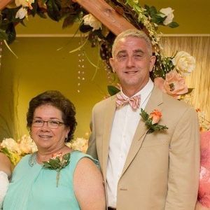 Meet your Posher, Elaine