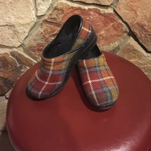 Danskos clogs