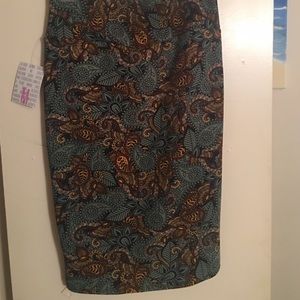Medium Cassie LuLaRoe