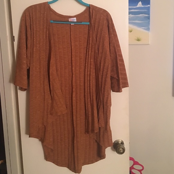Small LuLaRoe lindsey