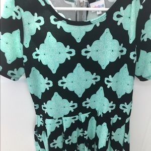 Lularoe Amelia
