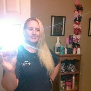 Meet your Posher, Crystal