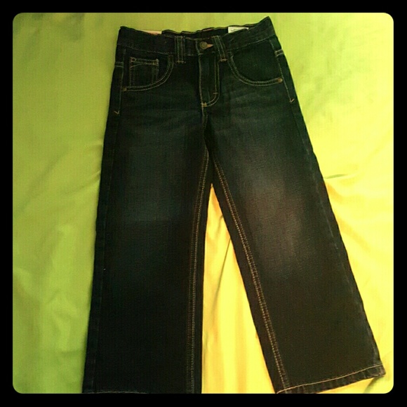 Boys size 5 jeans nwt