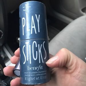 Benefit play stick concealer