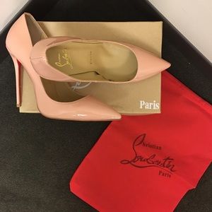 So Kate Nude (pink hue) Patent Louboutin 40 BNIB