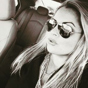 Meet your Posher, Rebecca