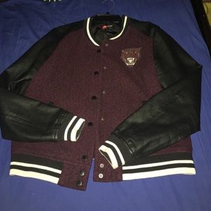 Bomber jacket