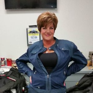 Meet your Posher, Rhonda