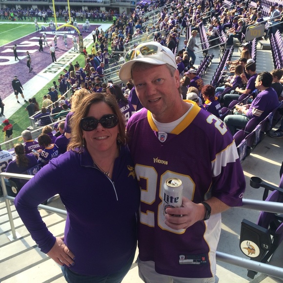 Meet your Posher, Jennifer - Picture 1 of 1