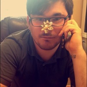 Meet your Posher, Raylee