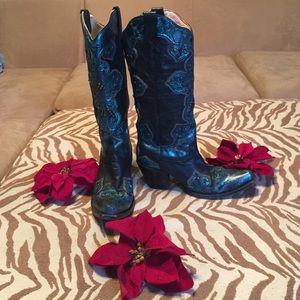 🎄CORRAL SZ 81/2 LOVE LOVE LOVE THESE❤️❤️❤️❤️❤️❤️