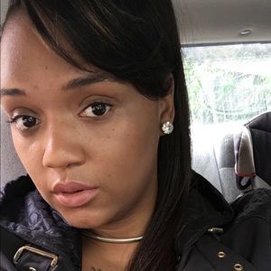 Meet your Posher, Raquelle