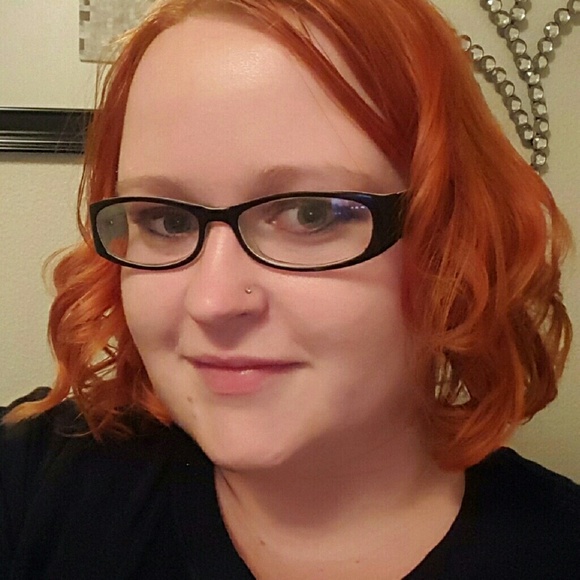 Meet your Posher, Megan - Picture 1 of 1