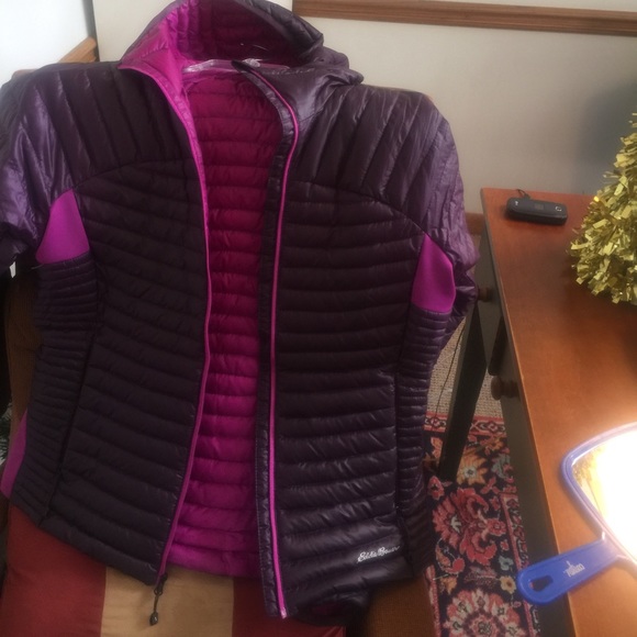 Eddie Bauer jacket size medium. Awesome condition