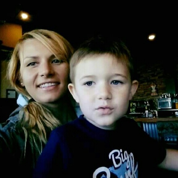 Meet your Posher, Joanna - Picture 1 of 1