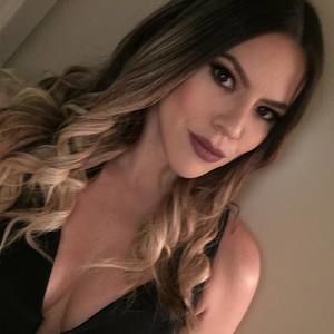 Meet your Posher, Annette