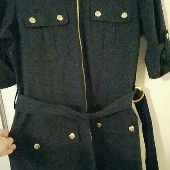 Dress - Picture 3 of 4