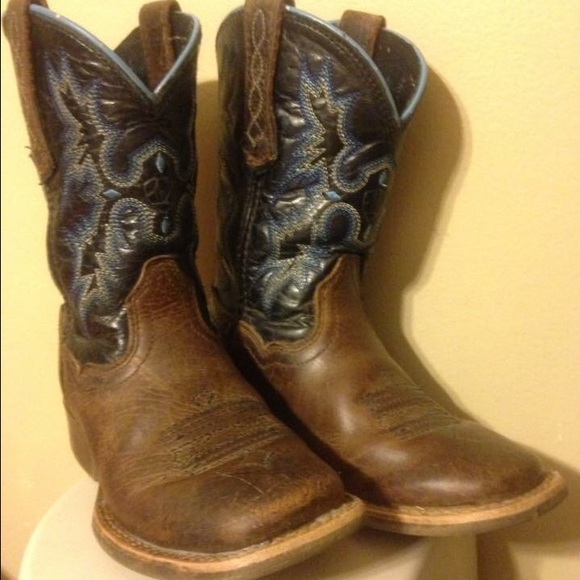 LOT OF 2 BOOTS ~ Ariat Tombstone & Rain Boots
