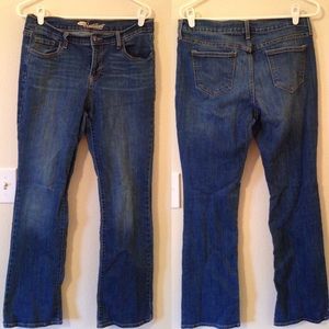 Old Navy Sweetheart style Jean