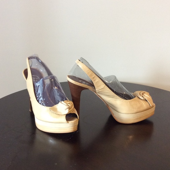 Shoes - Picture 3 of 3