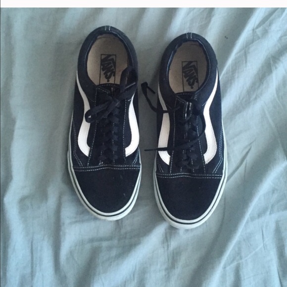 Black vans