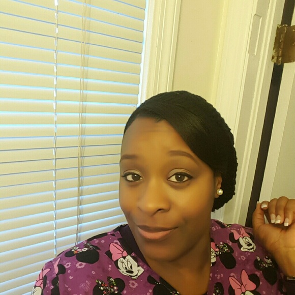 Meet your Posher, Asa - Picture 1 of 1