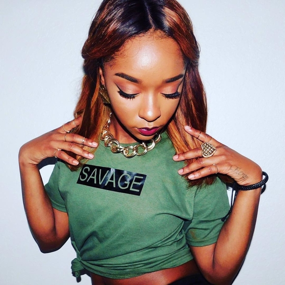 Meet your Posher, Leslie