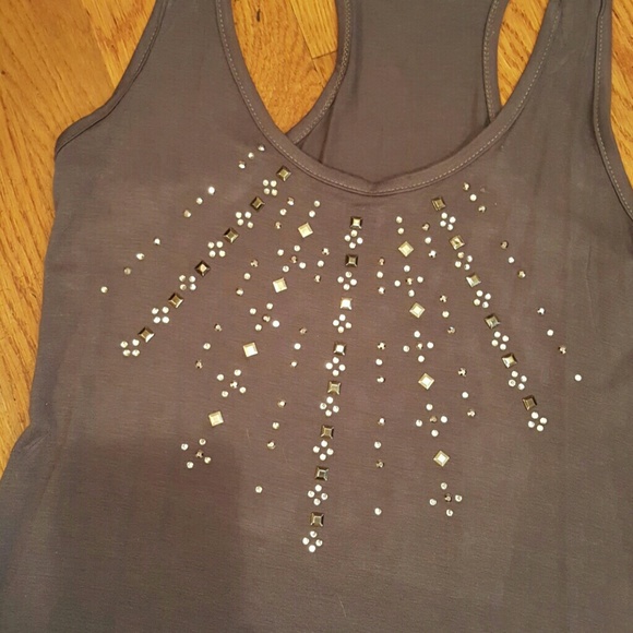 Cute studded tank top SZ small - Picture 2 of 2