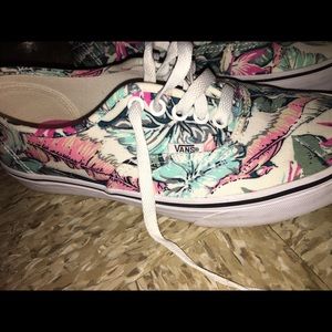floral print vans