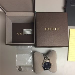 Gucci Watch, UNISEX stainless steel 38mm